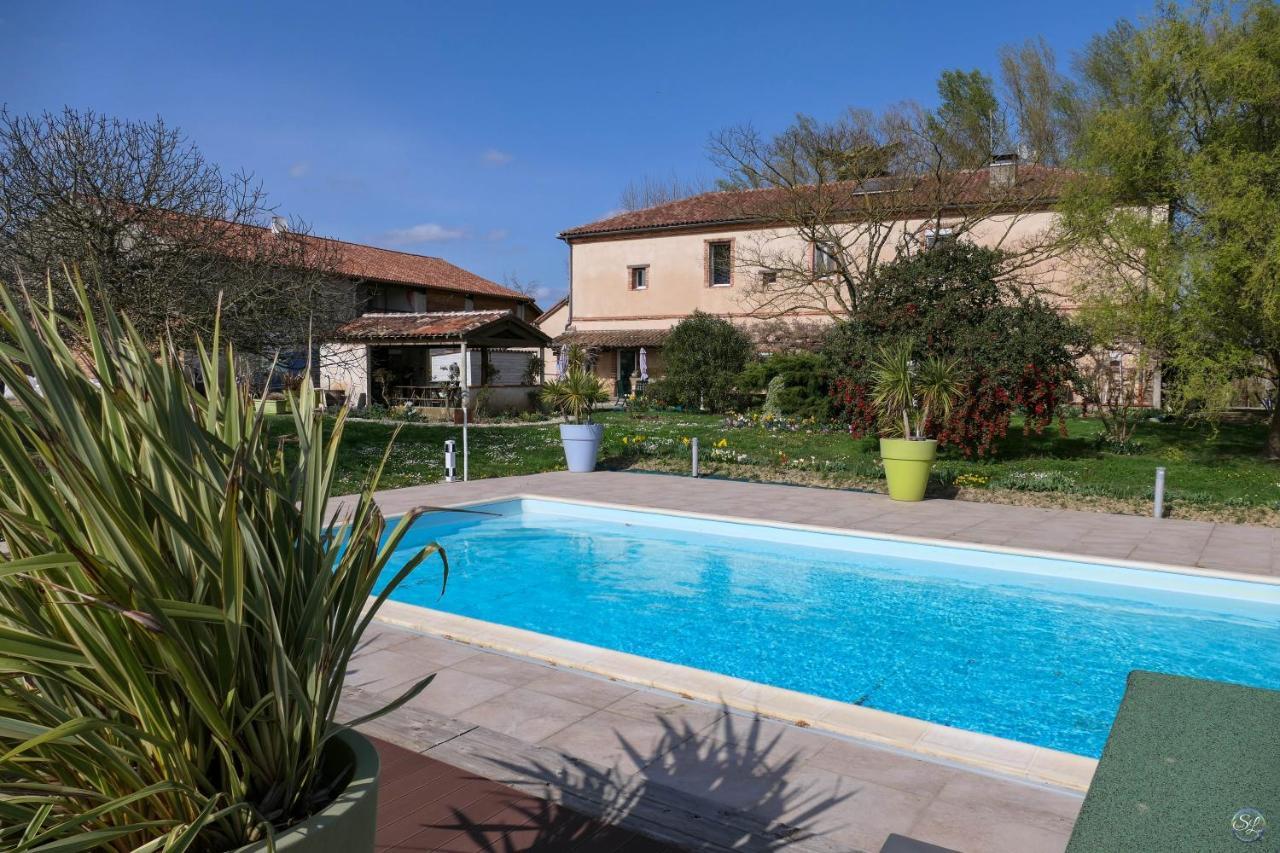 Domaine De L'Ile - Gites Et Chambres D'Hotes Castelsarrasin Exterior foto